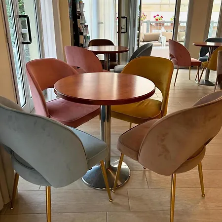 Rose Nuove ホテル 3*