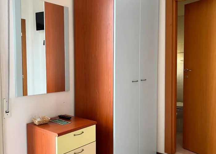 Rose Nuove 3* Rimini